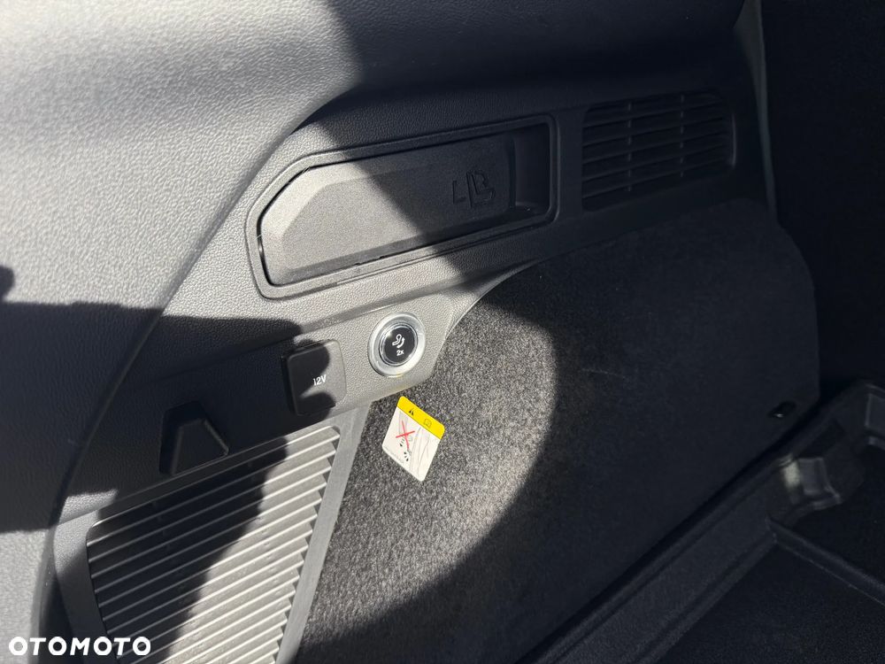 Ford Kuga 2.5P PHEV FWD Titanium X - 22