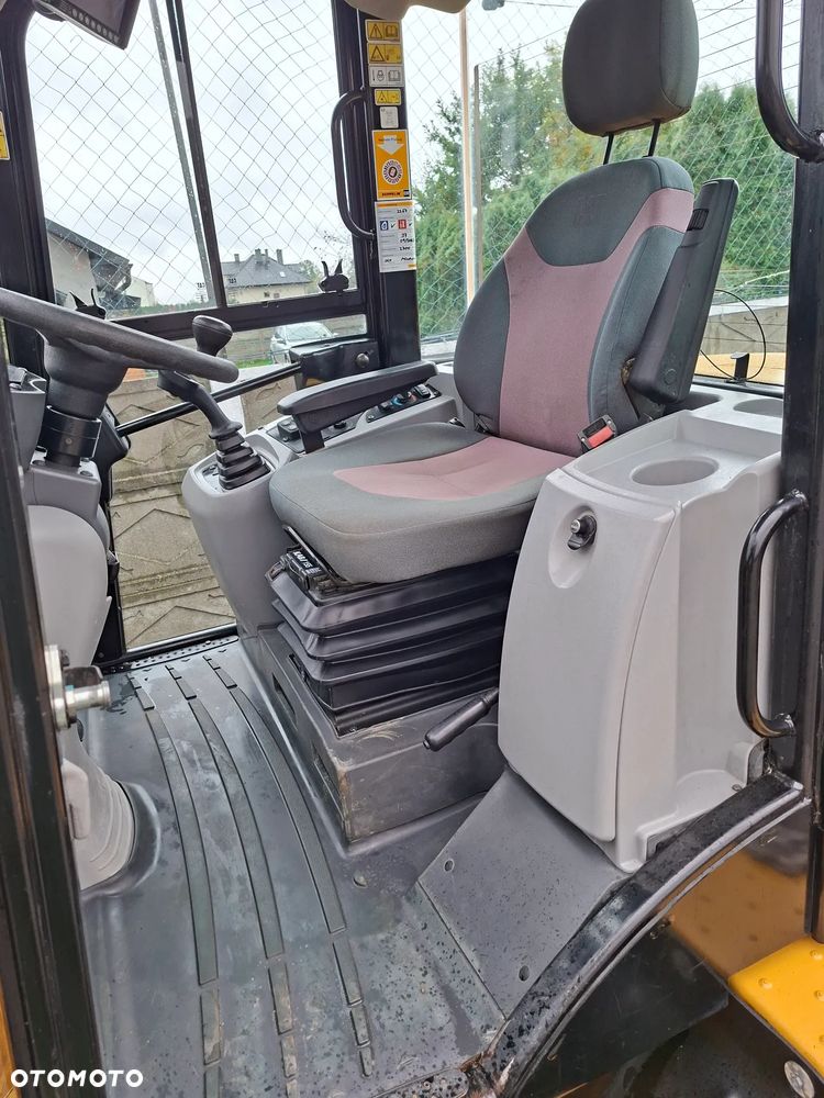 Caterpillar CAT 918 M - 34