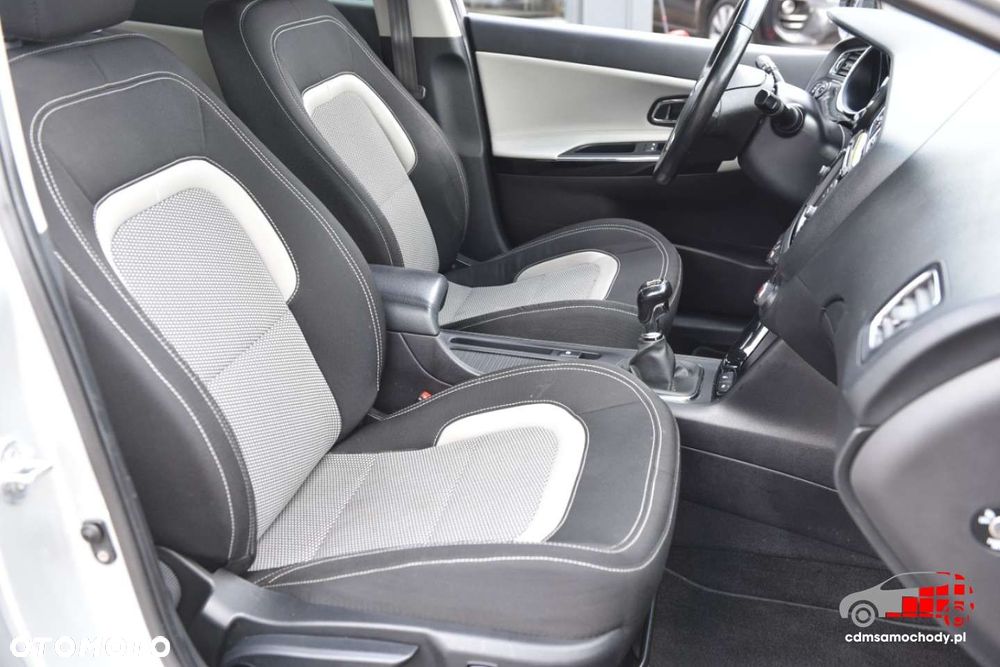 Kia Ceed - 21