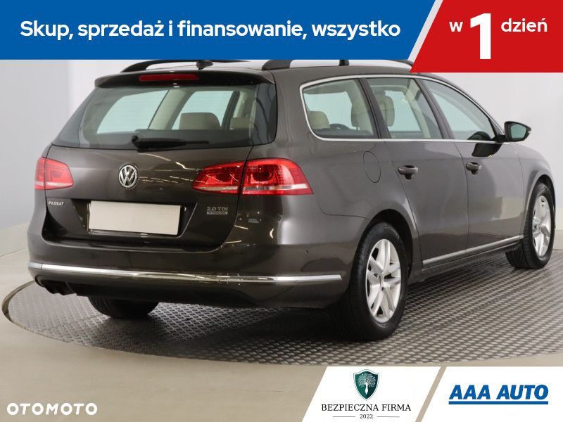 Volkswagen Passat Variant - 7