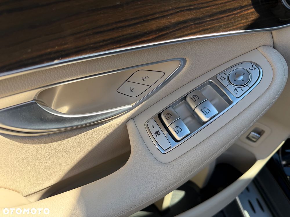 Mercedes-Benz GLC 200 d 4-Matic Business Edition - 23