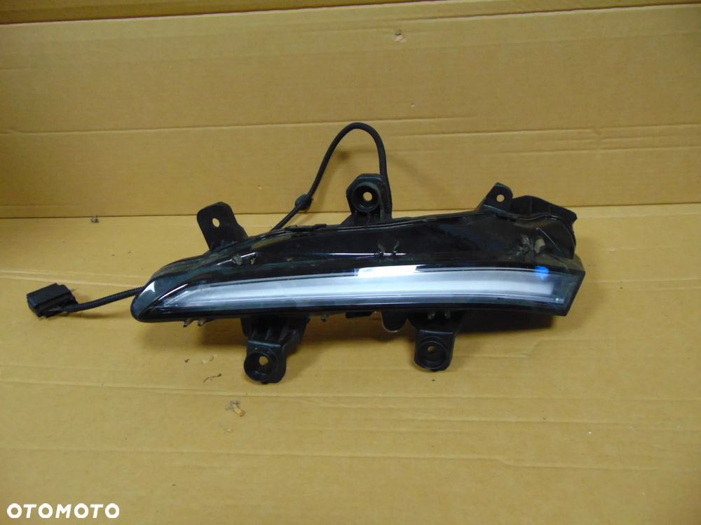 Halogen Drl Prawy PEUGEOT 208 II 2008 II 9824241180