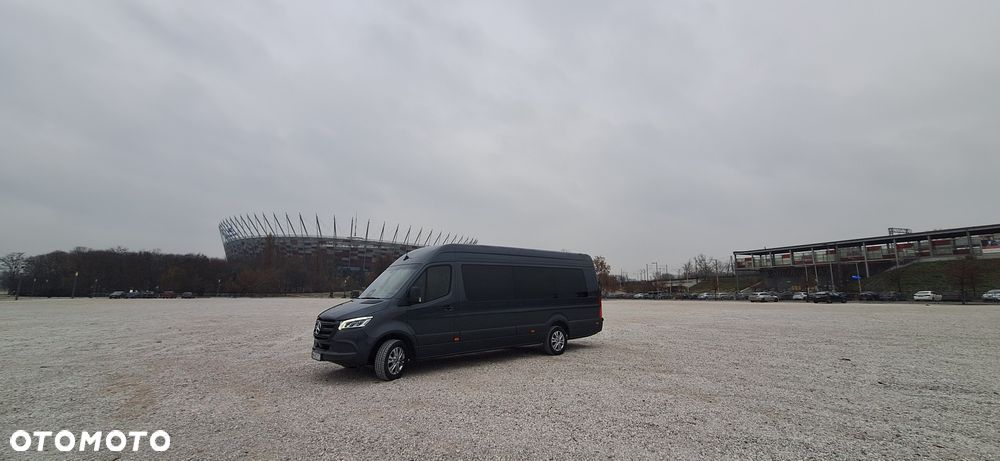 Mercedes-Benz Sprinter - 4