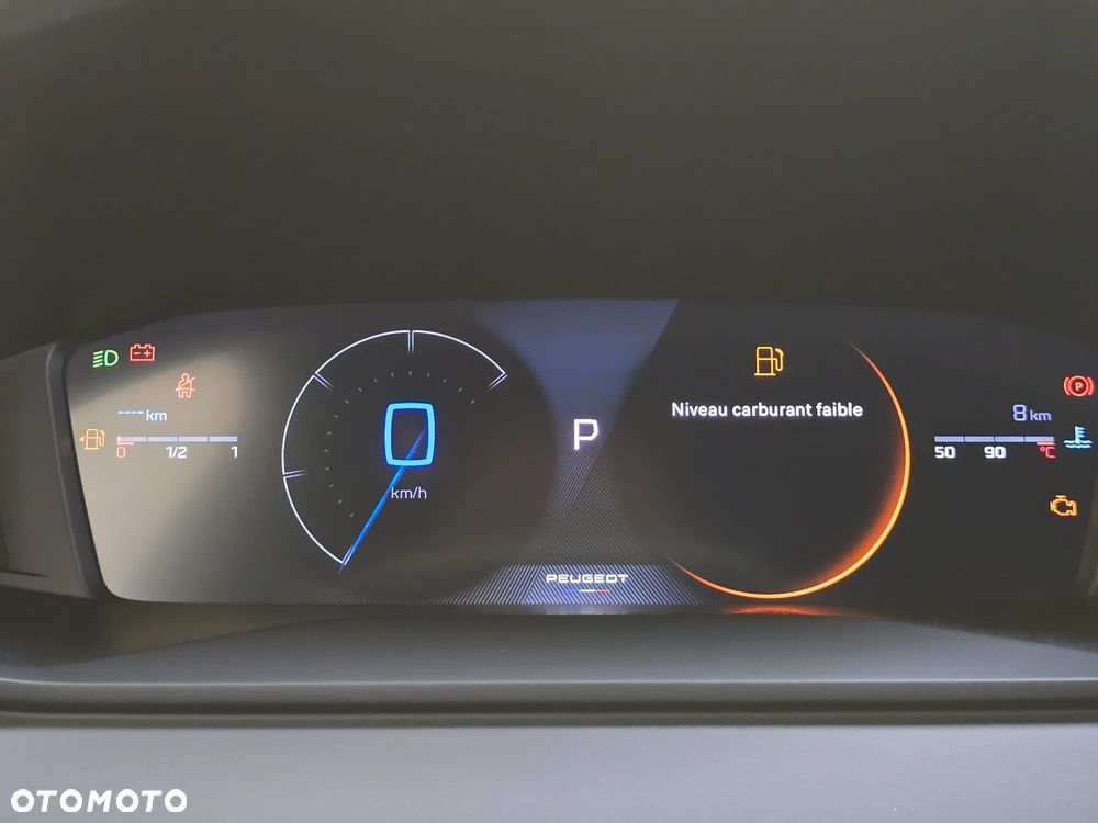 Peugeot 2008 PureTech mHEV Allure e-DCS6 - 8
