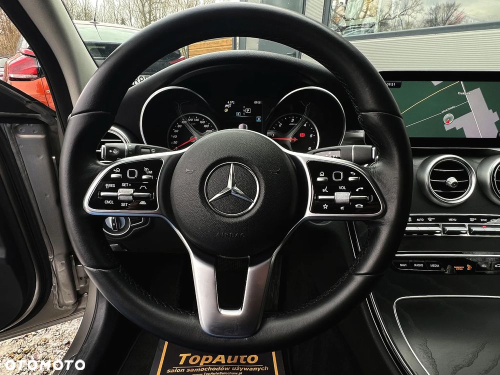Mercedes-Benz Klasa C 220 d 9G-TRONIC - 24