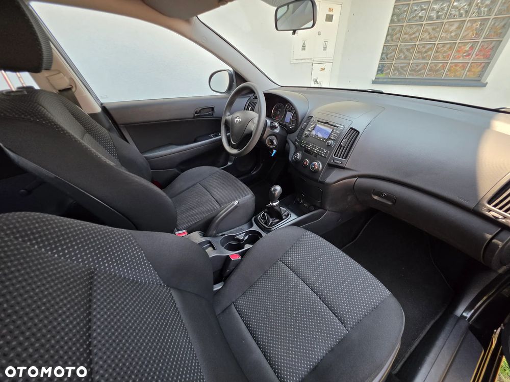 Hyundai i30 1.4 FIFA WM Edition - 10