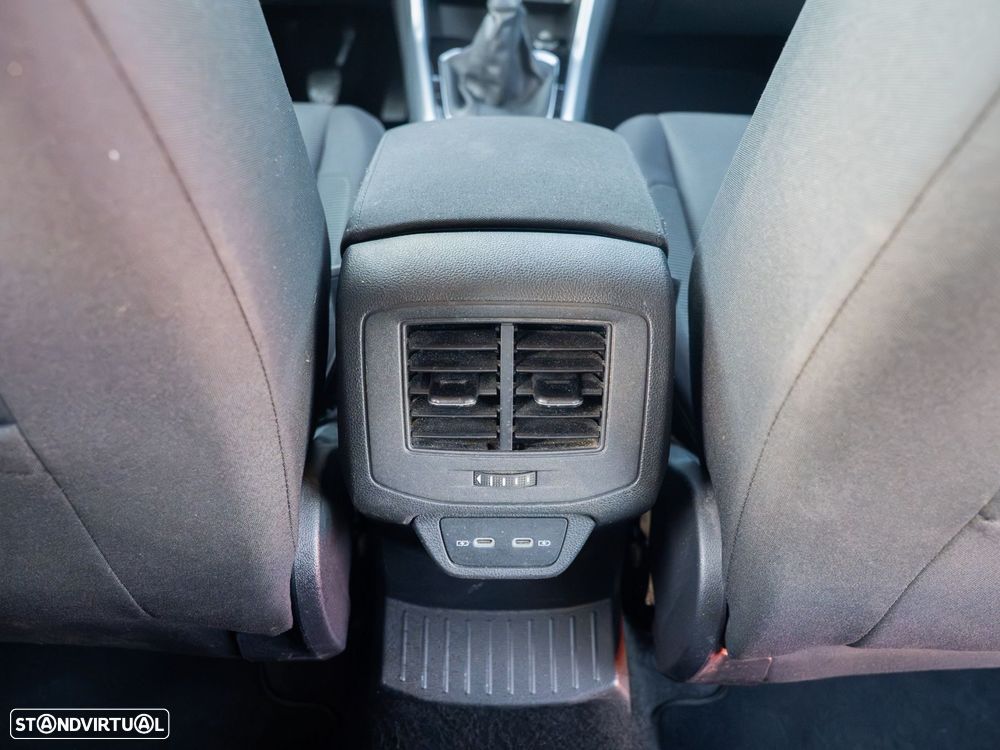VW T-Roc 1.0 TSI Life - 35