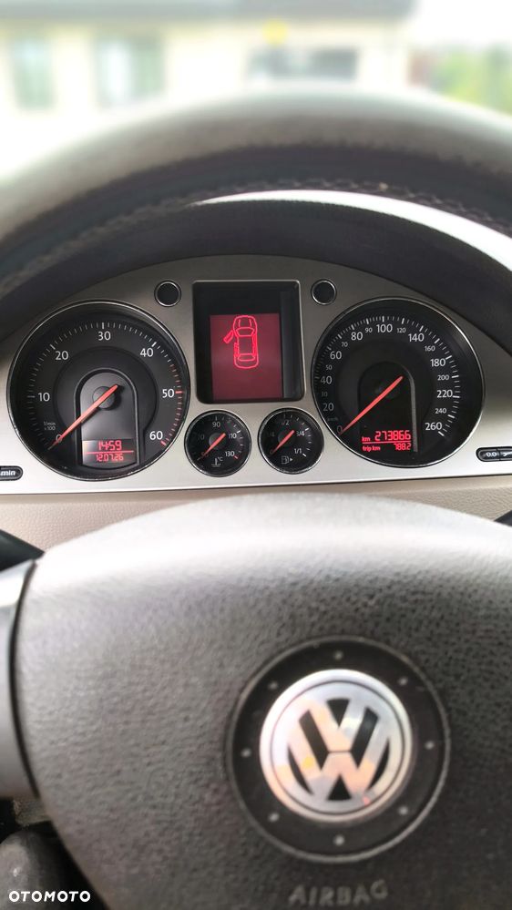 Volkswagen Passat 2.0 TDI DPF Comfortline - 7