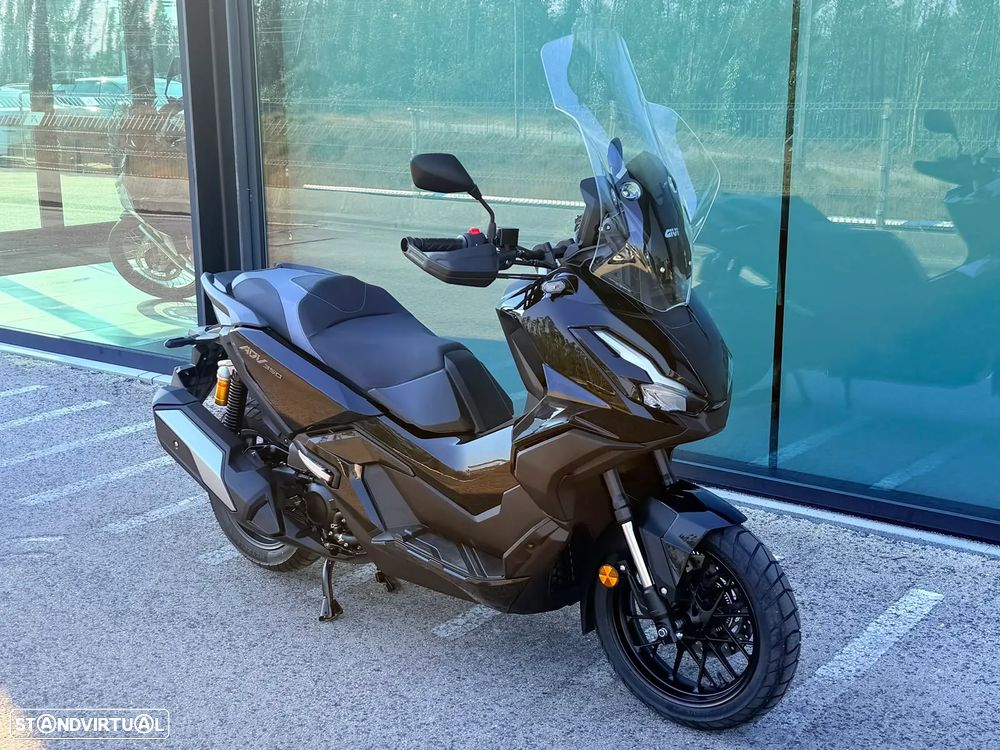 Honda ADV 350 - 1