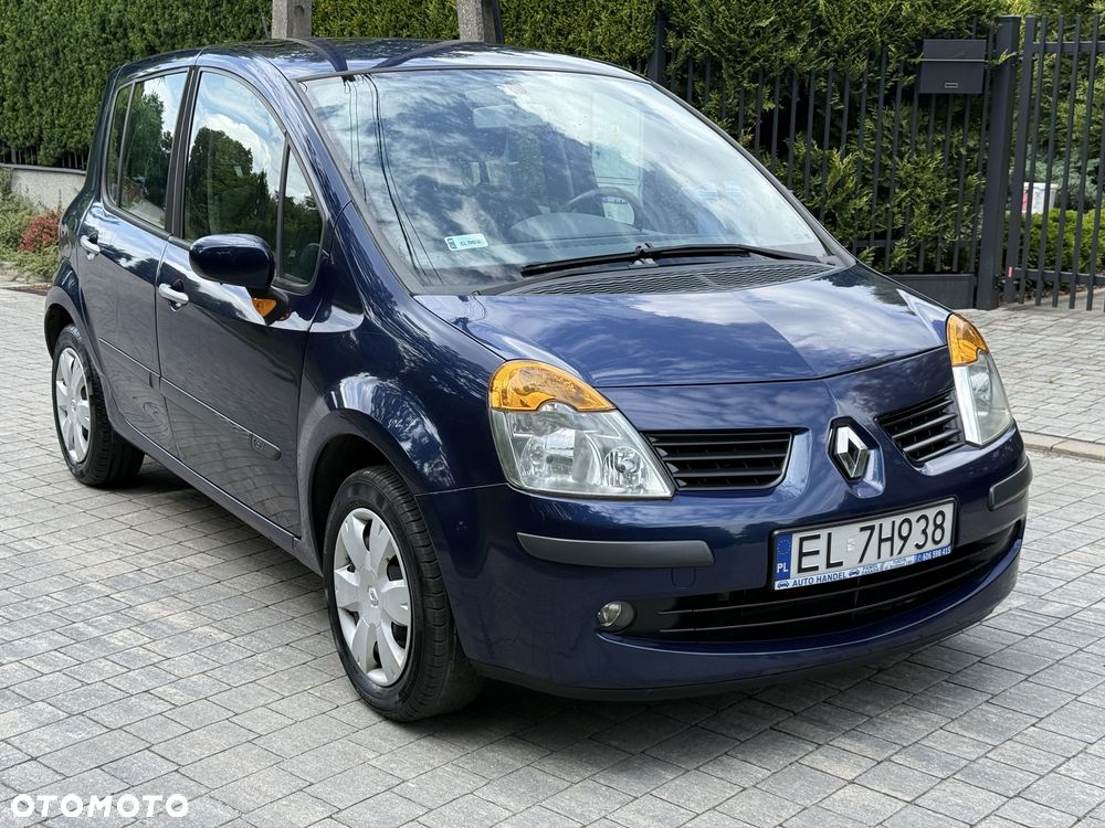 Renault Modus - 1