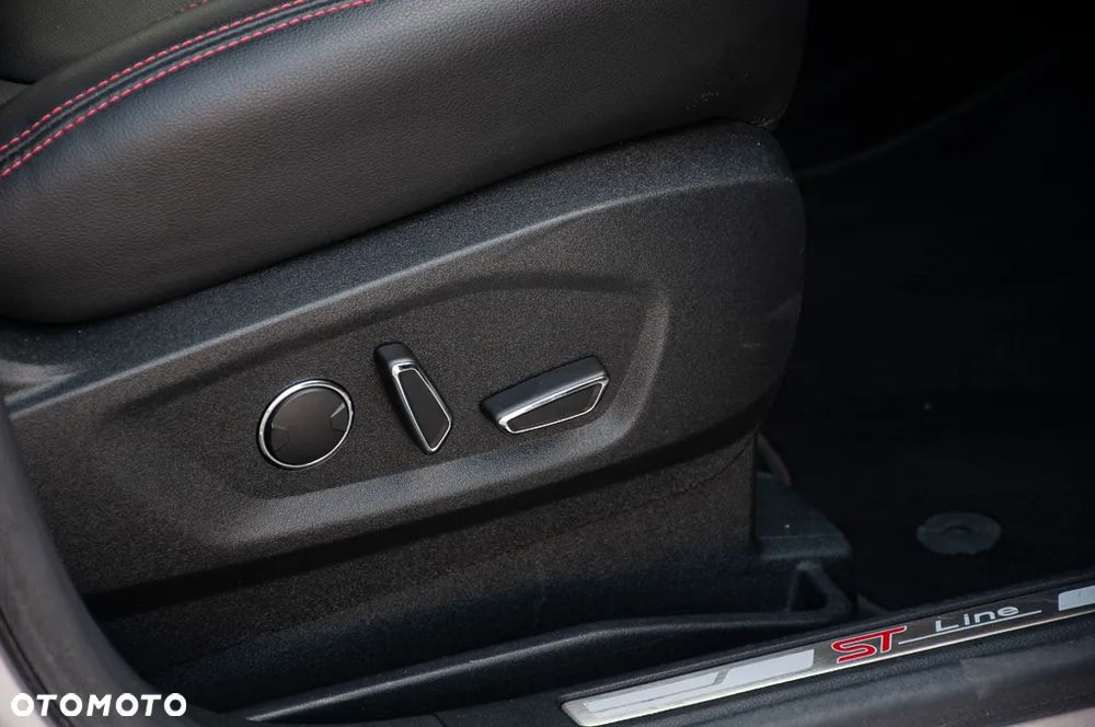 Ford S-Max 2.0 EcoBlue Bi-Turbo ST-LINE - 20