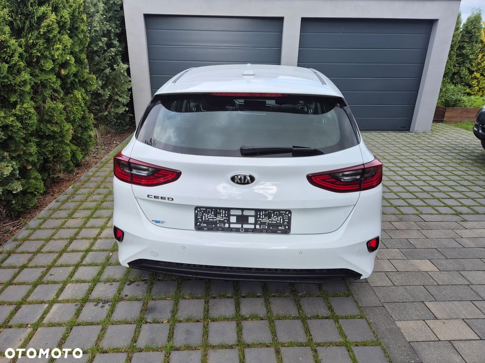 Kia Ceed - 3