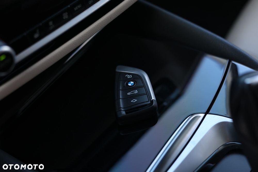 BMW Seria 5 520i GPF M Sport sport - 18