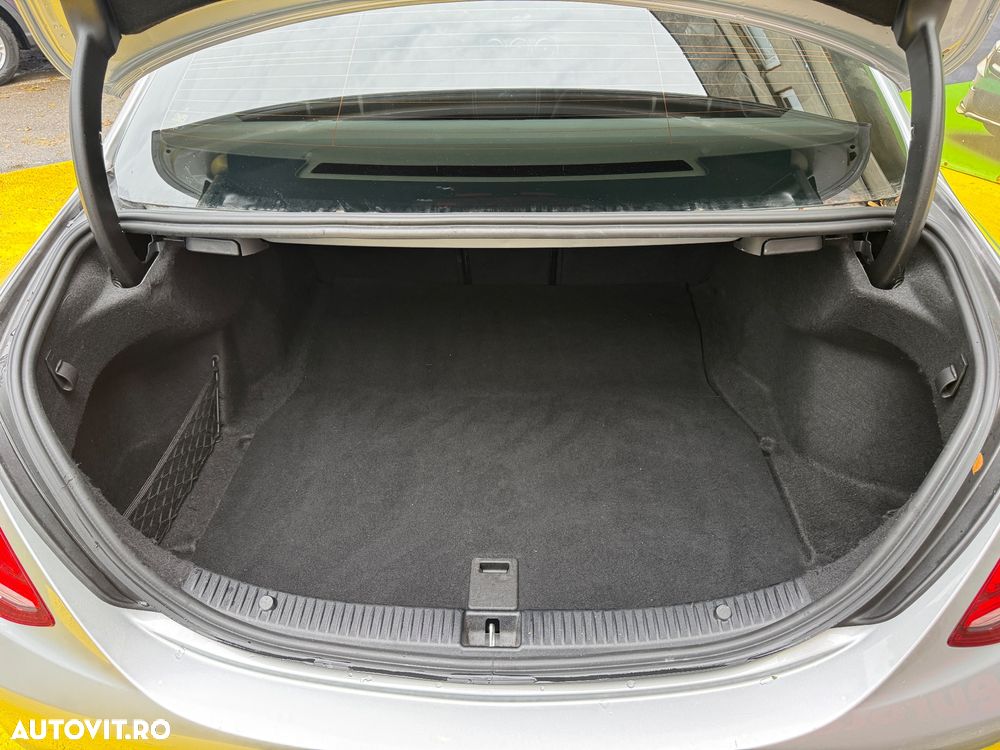 Mercedes-Benz C 180 7G-TRONIC Avantgarde - 23