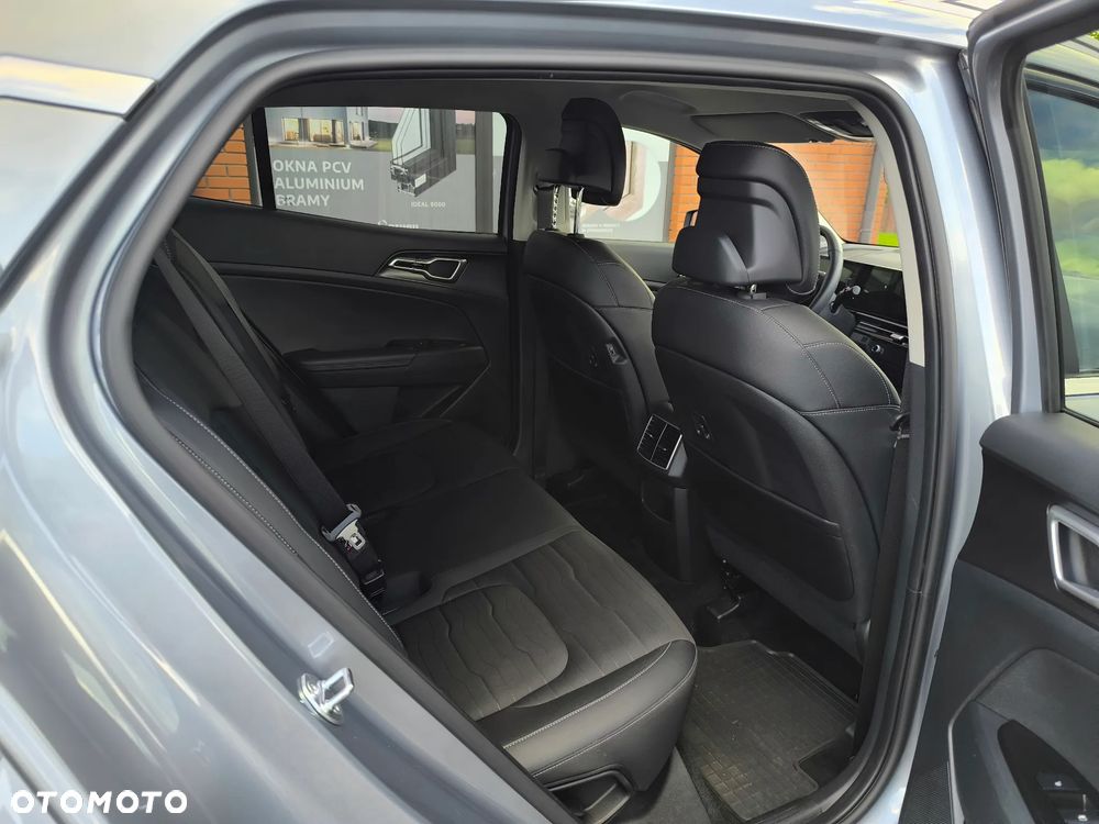 Kia Sportage - 16