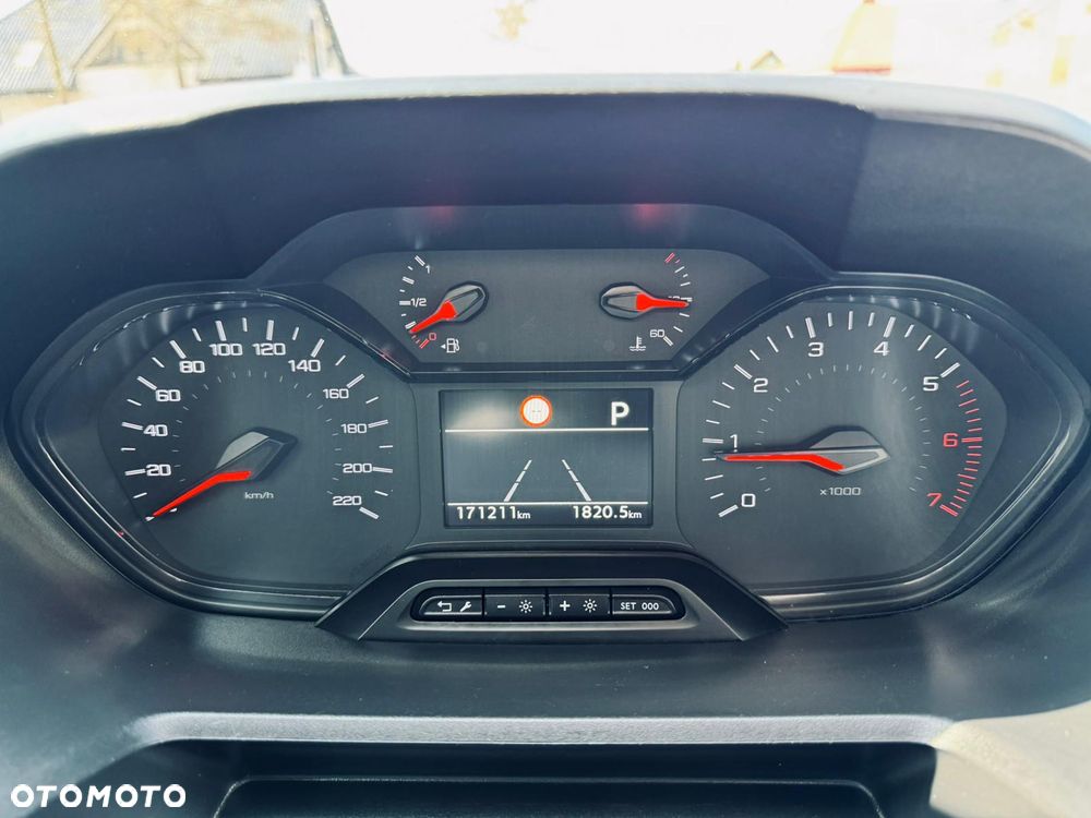 Peugeot PARTNER L1 AUTOMAT - 24