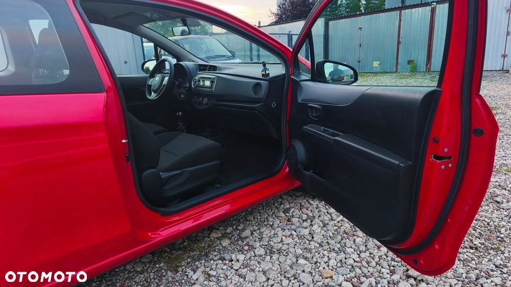 Toyota Yaris - 22