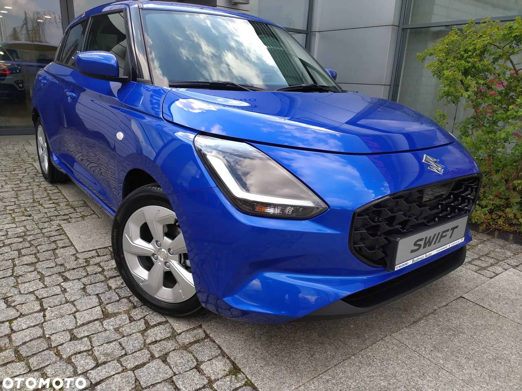 Suzuki Swift 1.2 Dualjet SHVS Premium Plus - 4
