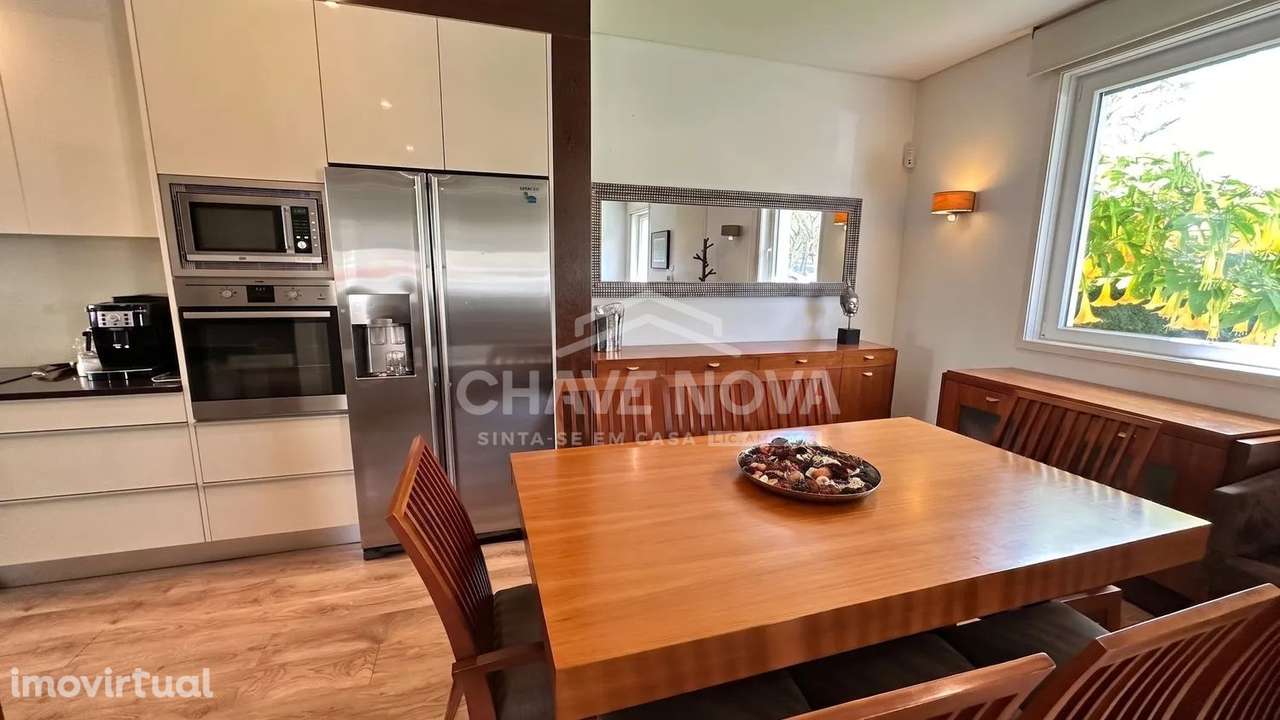 Moradia Geminada V2+1 c/ Logradouro na Senhora da Hora - Grande imagem: 5/38