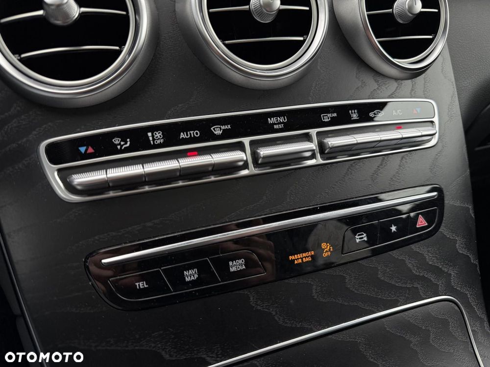 Mercedes-Benz GLC - 7