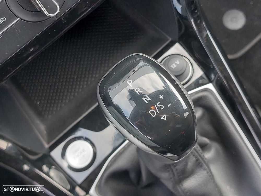 VW T-Cross 1.0 TSI Urban DSG - 28