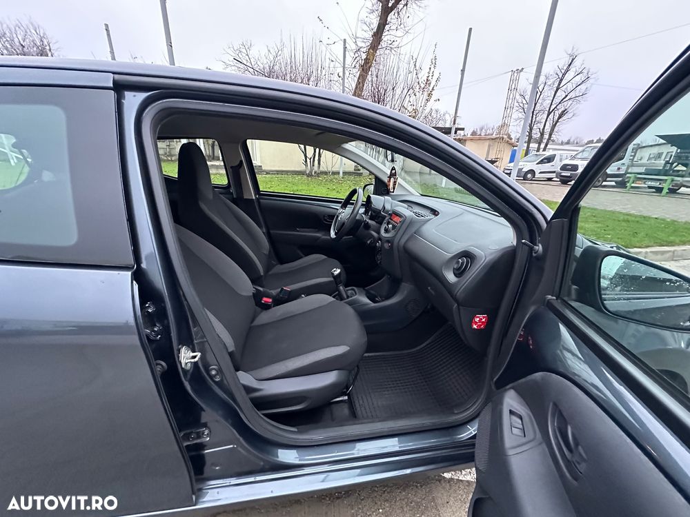 Toyota Aygo 1.0 VVY-I 5 usi X - 19