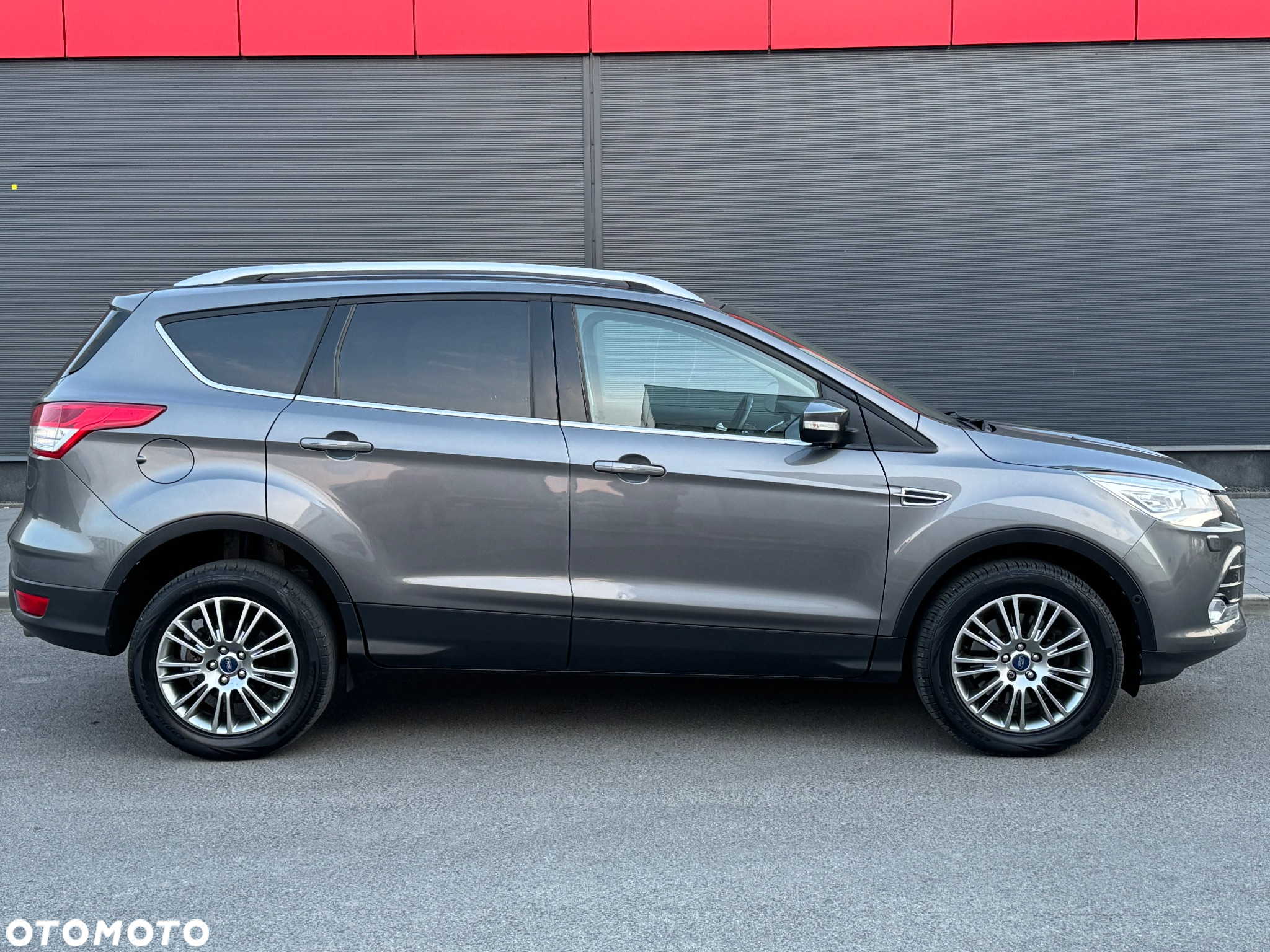 Ford Kuga 2.0 TDCi 4WD Titanium - 12