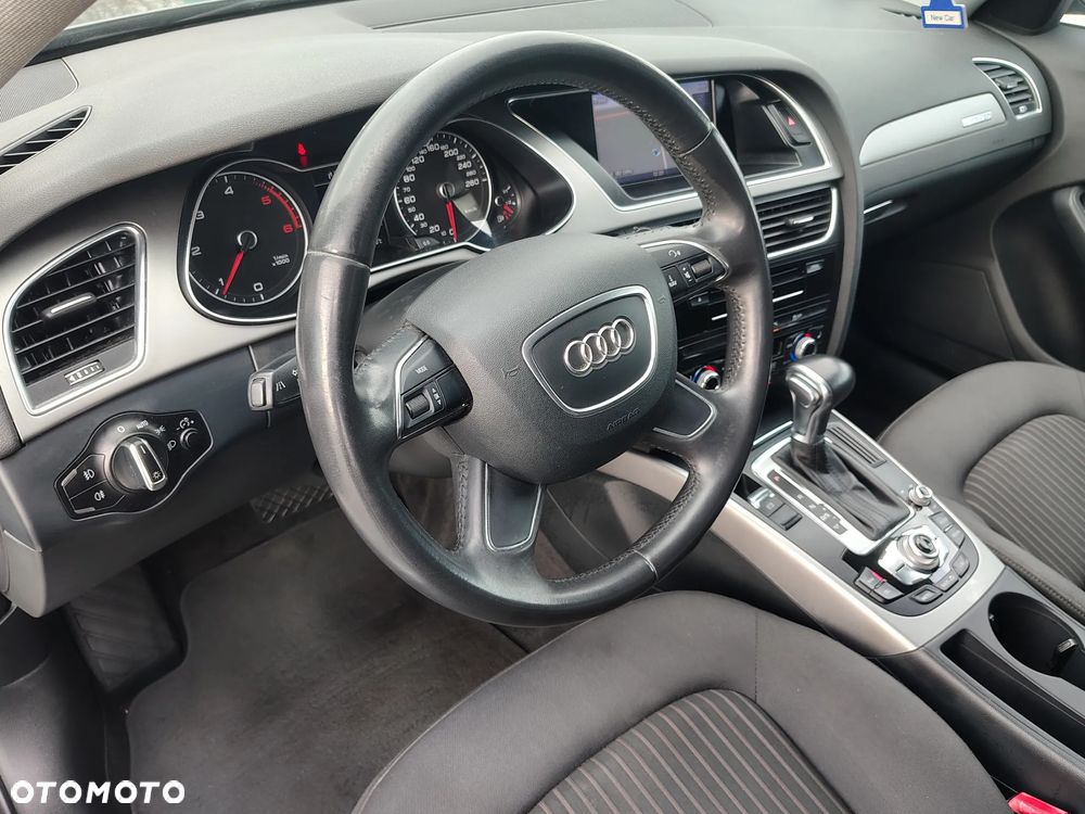 Audi A4 Avant 2.0 TDI DPF quattro S tronic Attraction - 16