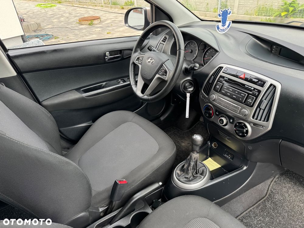 Hyundai i20 - 3