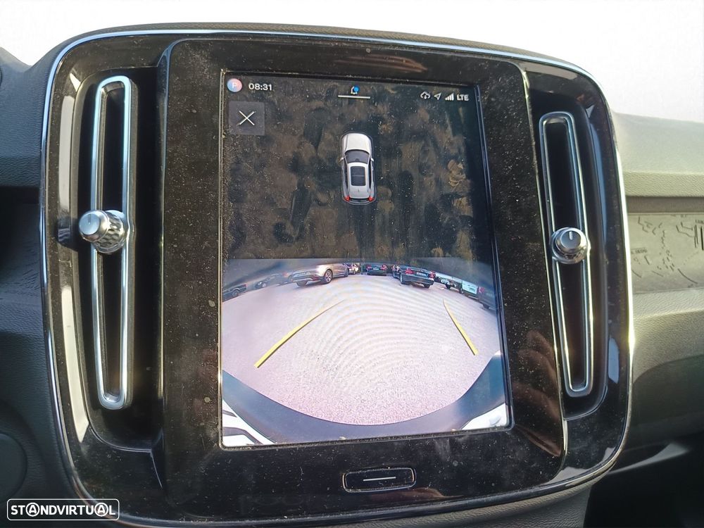 Volvo XC 40 Recharge Pro - 14
