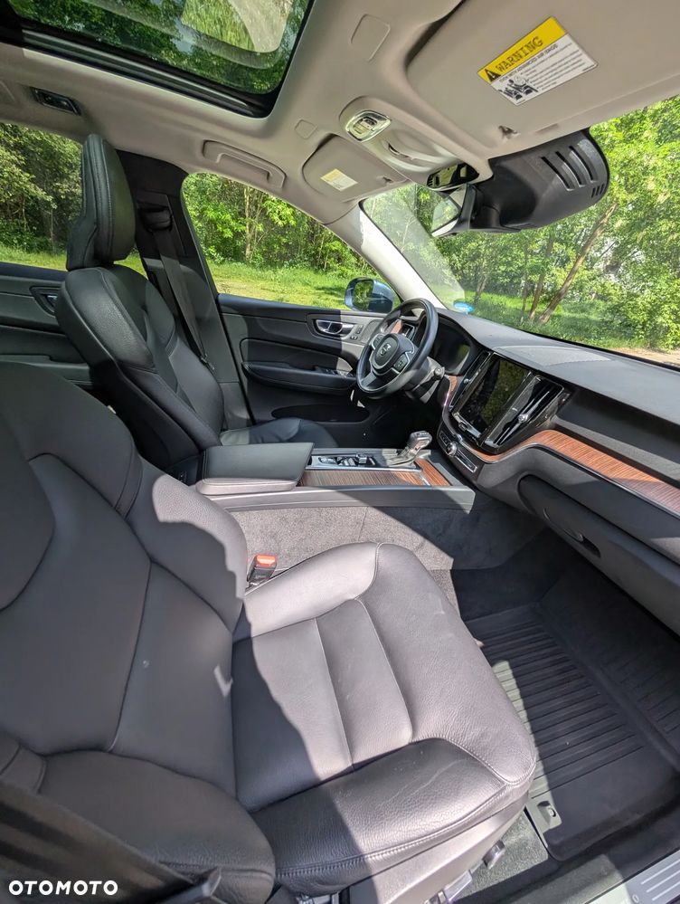 Volvo XC 60 - 21