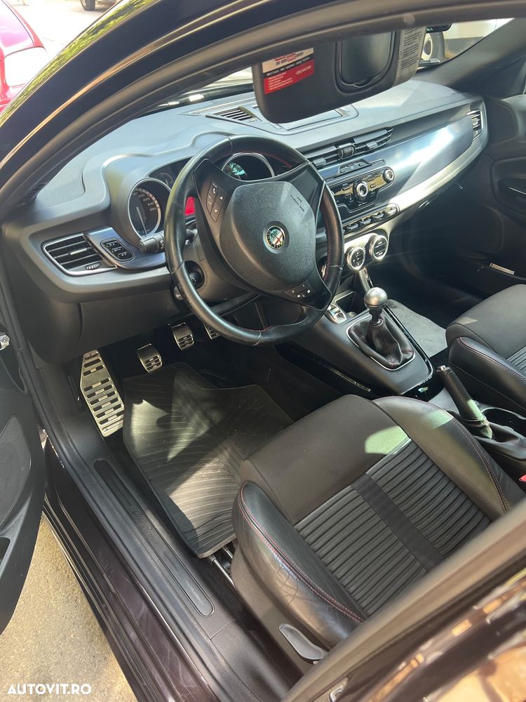 Alfa Romeo Giulietta 1.6 JTDM 16V Business - 7