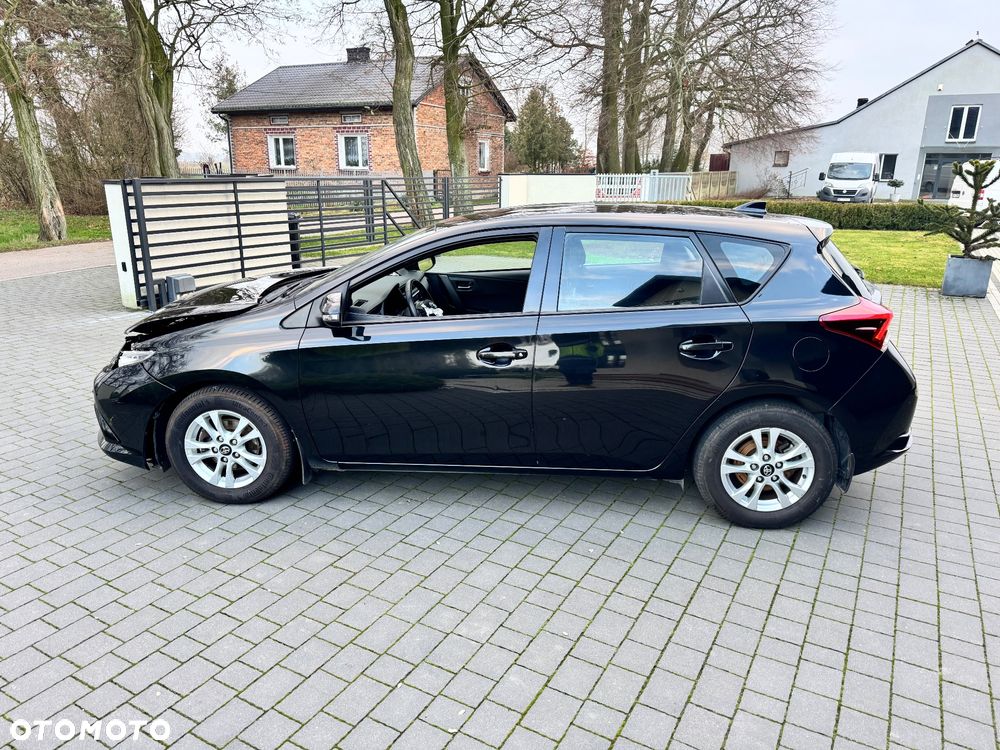 Toyota Auris 1.33 VVT-i Comfort - 2