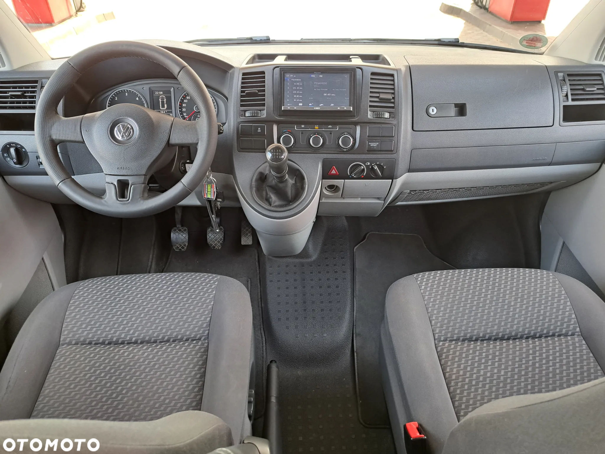 Volkswagen Transporter - 22