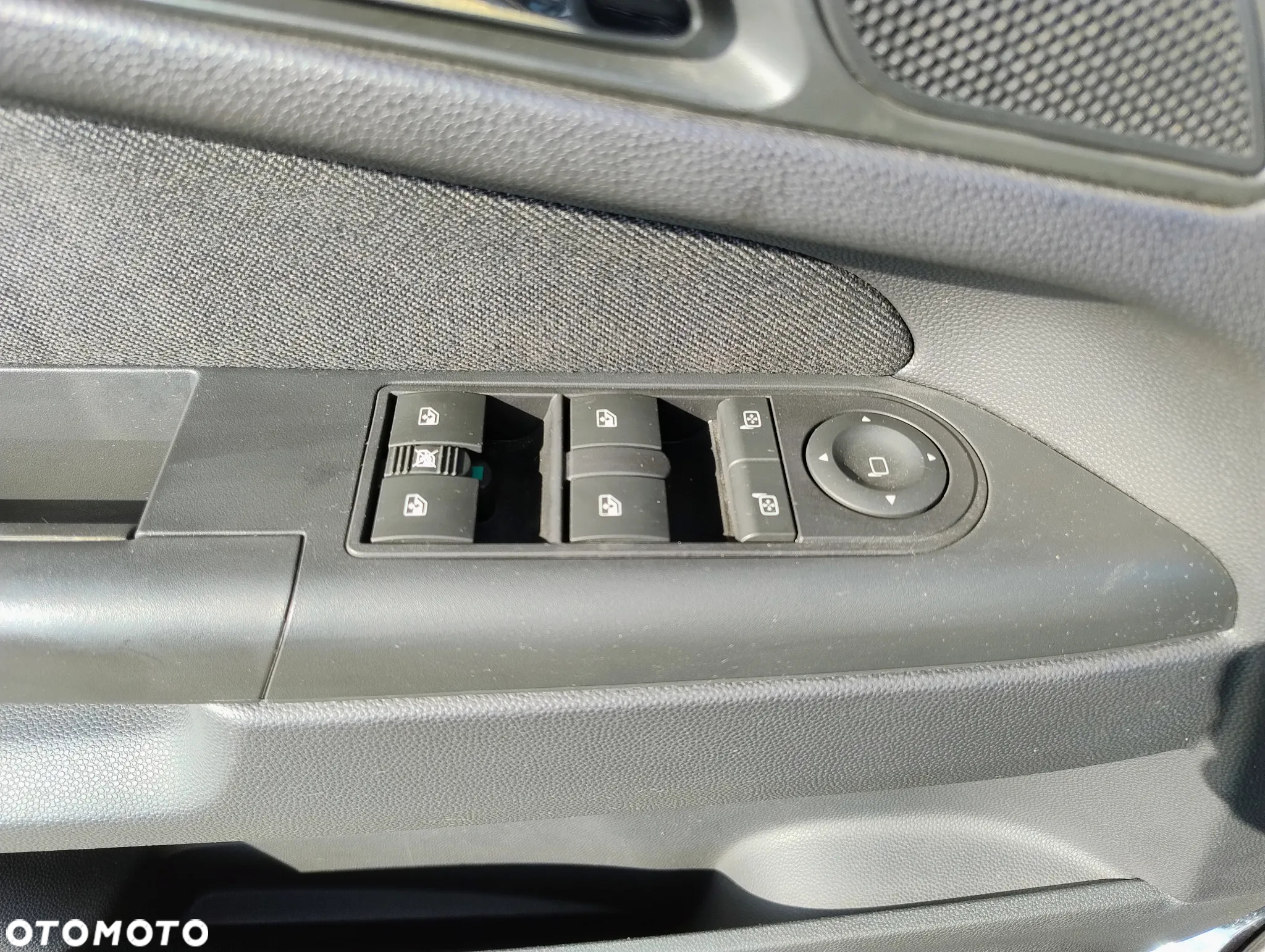 Opel Zafira 1.8 Navi - 18