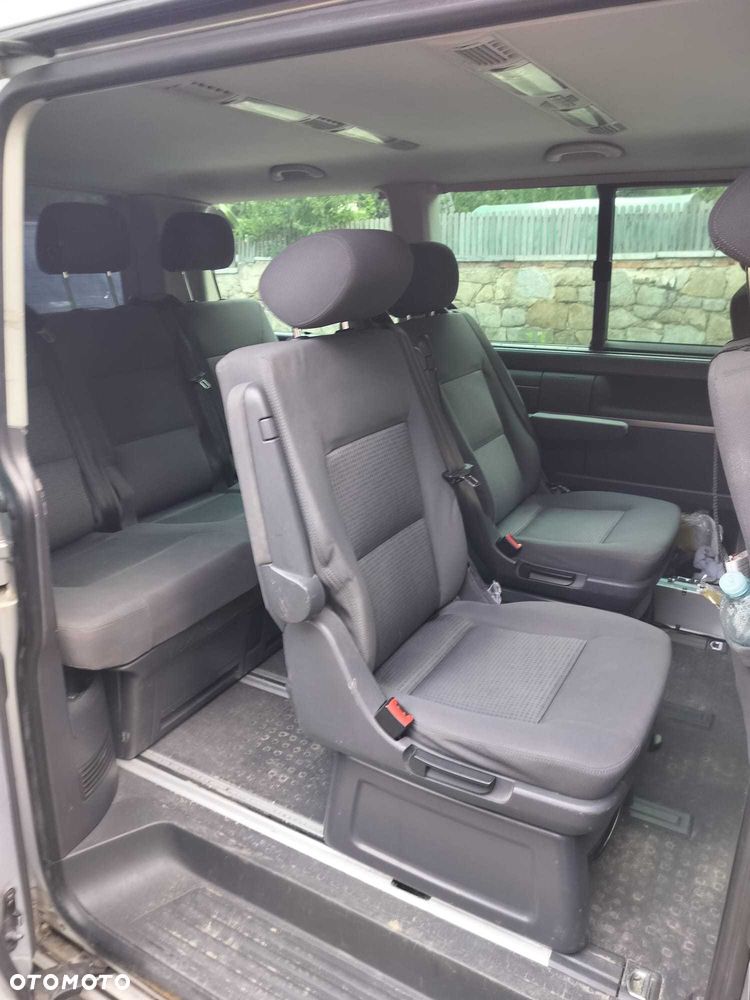 Volkswagen Multivan - 6