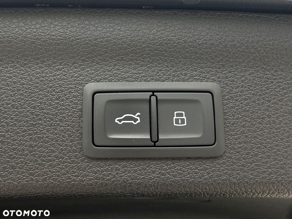 Audi Q3 40 TFSI Quattro S-Line S tronic - 28