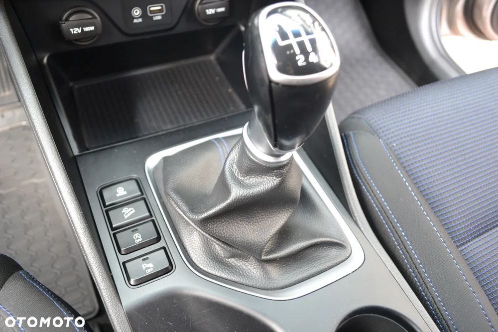 Hyundai Tucson blue 1.7 CRDi 2WD Advantage - 33