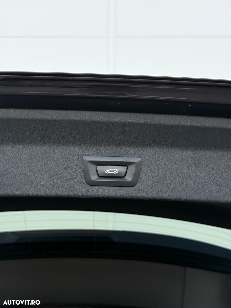 BMW X3 xDrive20d AT Luxury Line - 33