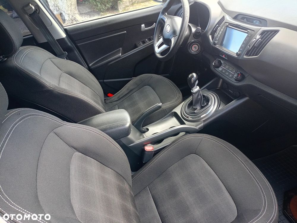 Kia Sportage 1.6 GDI L 2WD - 12