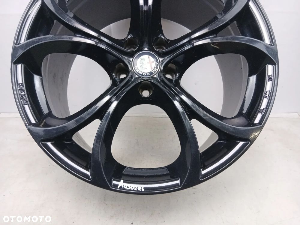 Felga Alfa Romeo Giulia KBA53034 9.5Jx19H2 ET42 - 4