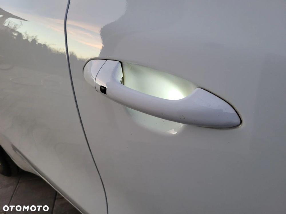 Kia Ceed 1.6 CRDi 128 Platinum Edition - 25