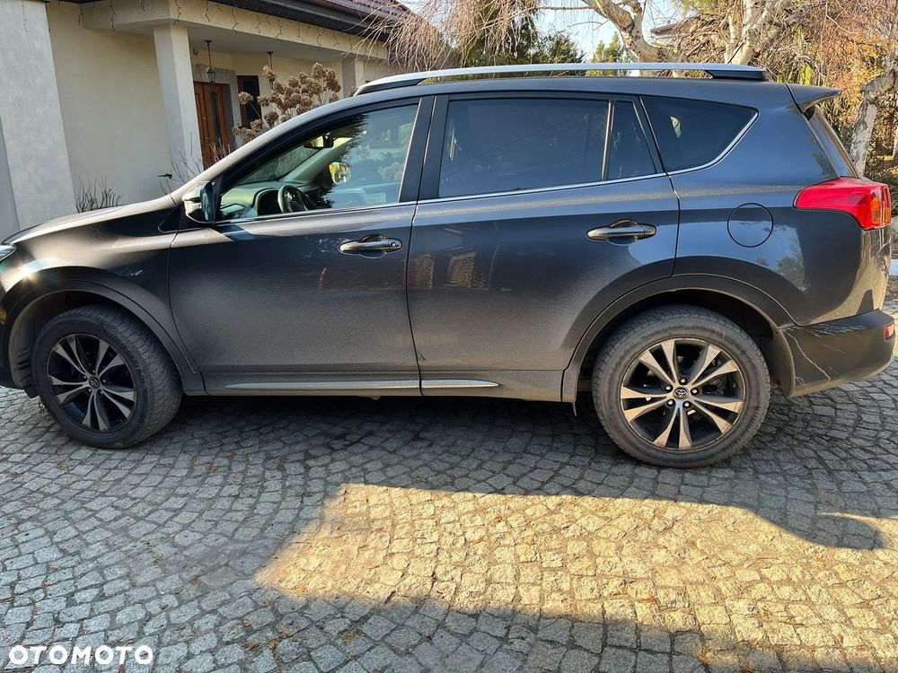 Toyota RAV4 - 2