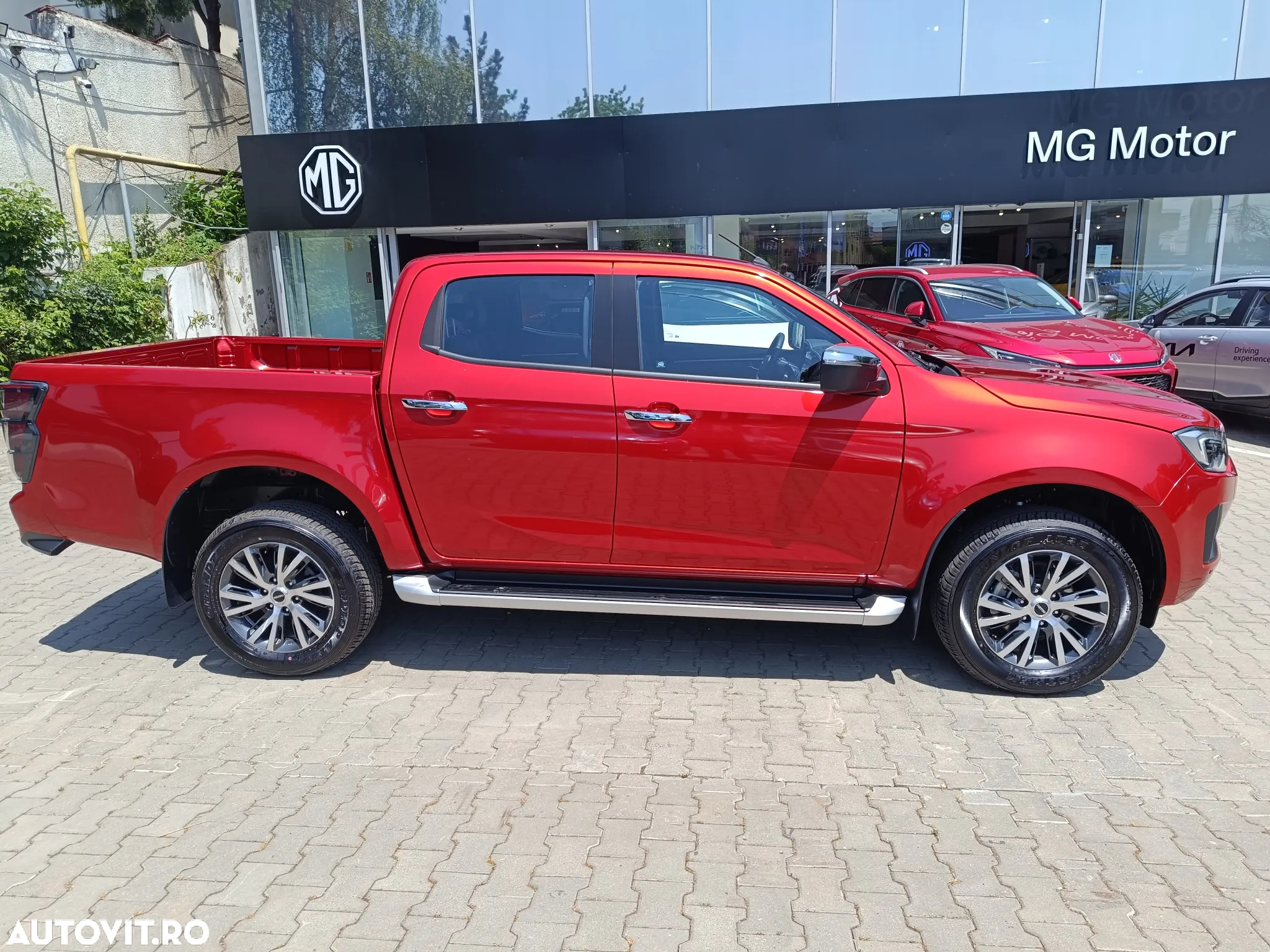 Isuzu D-Max 1.9 DSL 4x4 Double Cab 6AT Premium - 4