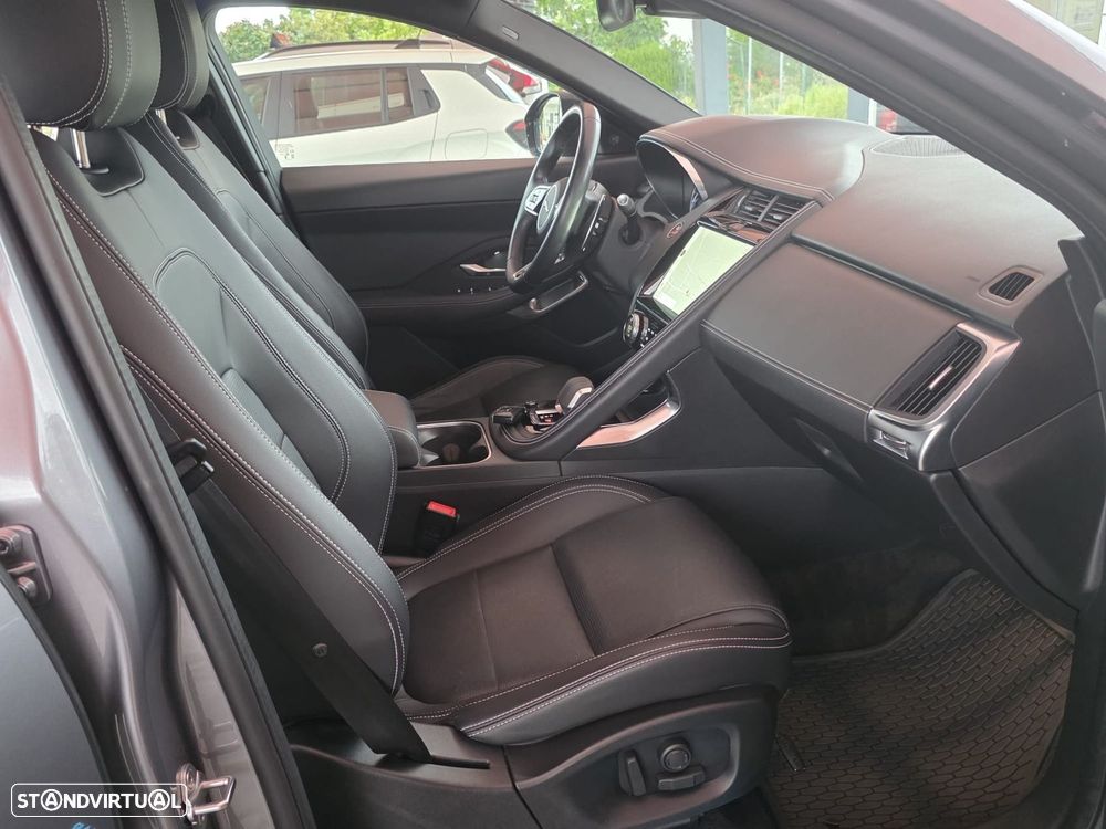 Jaguar E-Pace 1.5 P300e R-Dynamic S AWD Aut. - 17