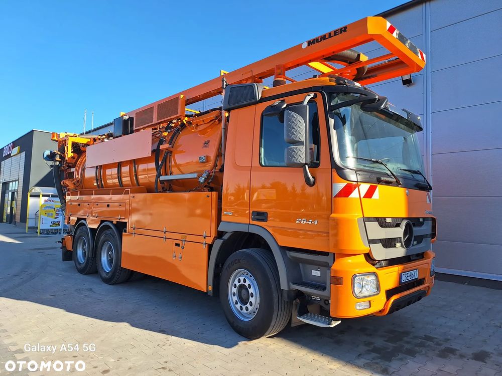 Mercedes-Benz ACTROS - 2