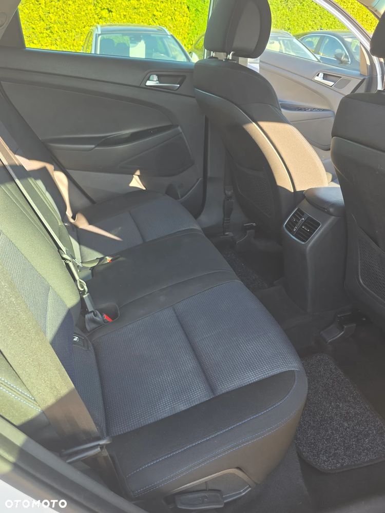 Hyundai Tucson 1.7 CRDI BlueDrive Comfort 2WD - 14