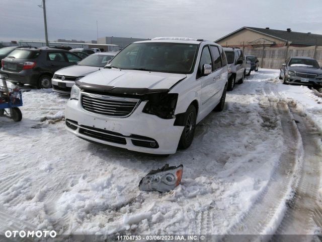 Chrysler Town & Country 3.6 Limited - 22