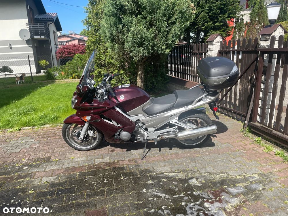 Yamaha FJR - 7
