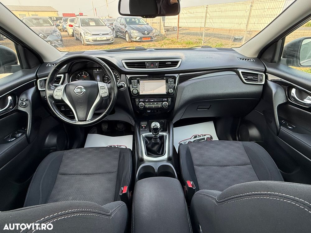Nissan Qashqai 1.5 DCI TEKNA - 11